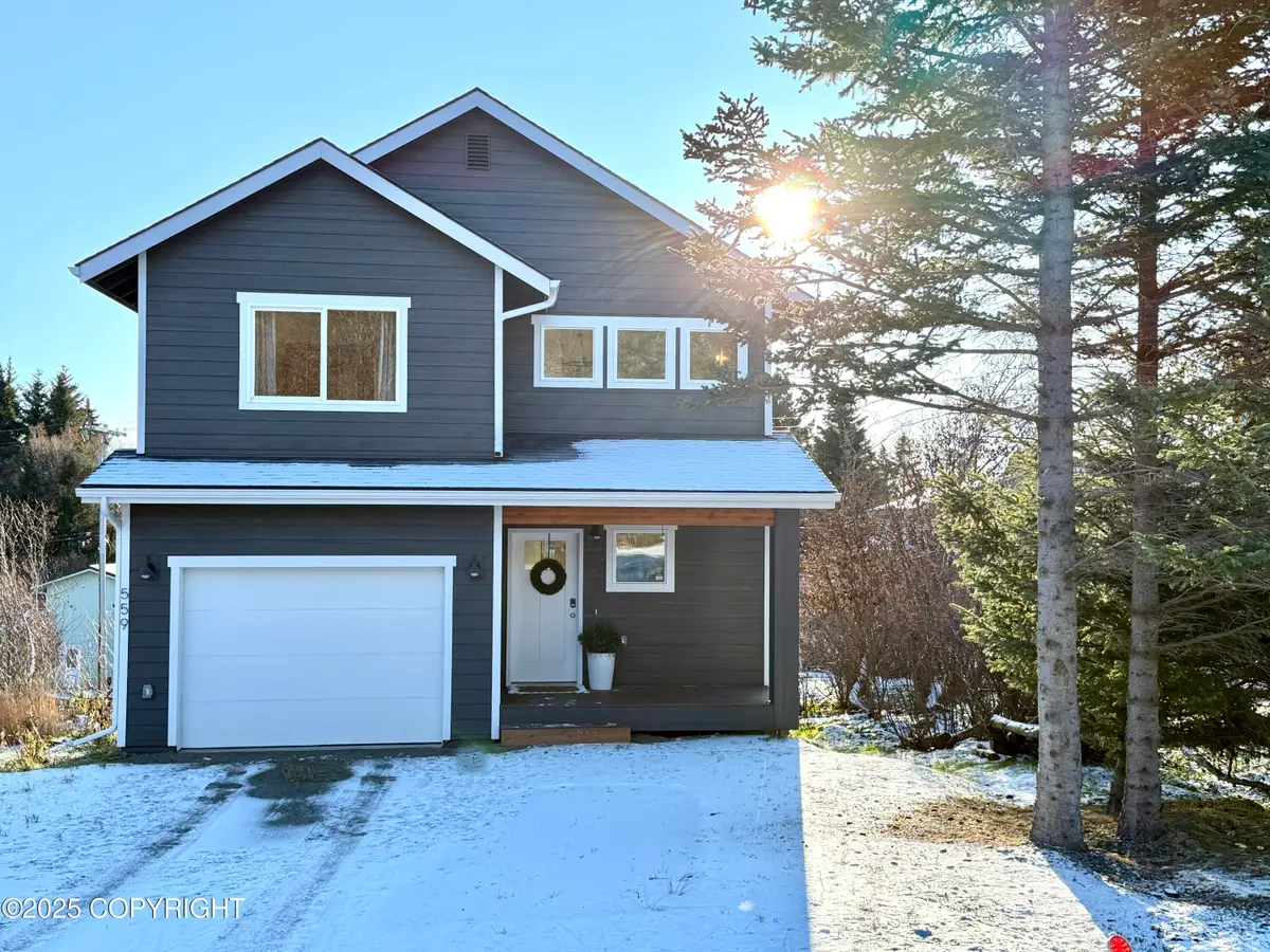 559 Rangeview Avenue, Homer, AK 99603 - Image #1