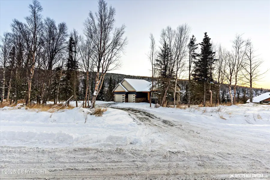 13764 Canyon Road Road, Anchorage, AK 99516 - Image #2