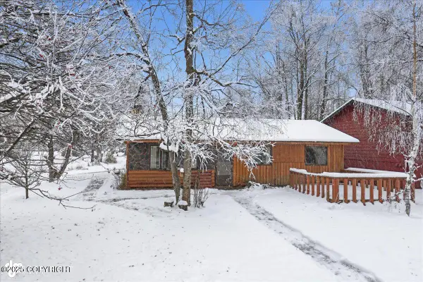 1256 Redwood Court, Anchorage, AK 99508