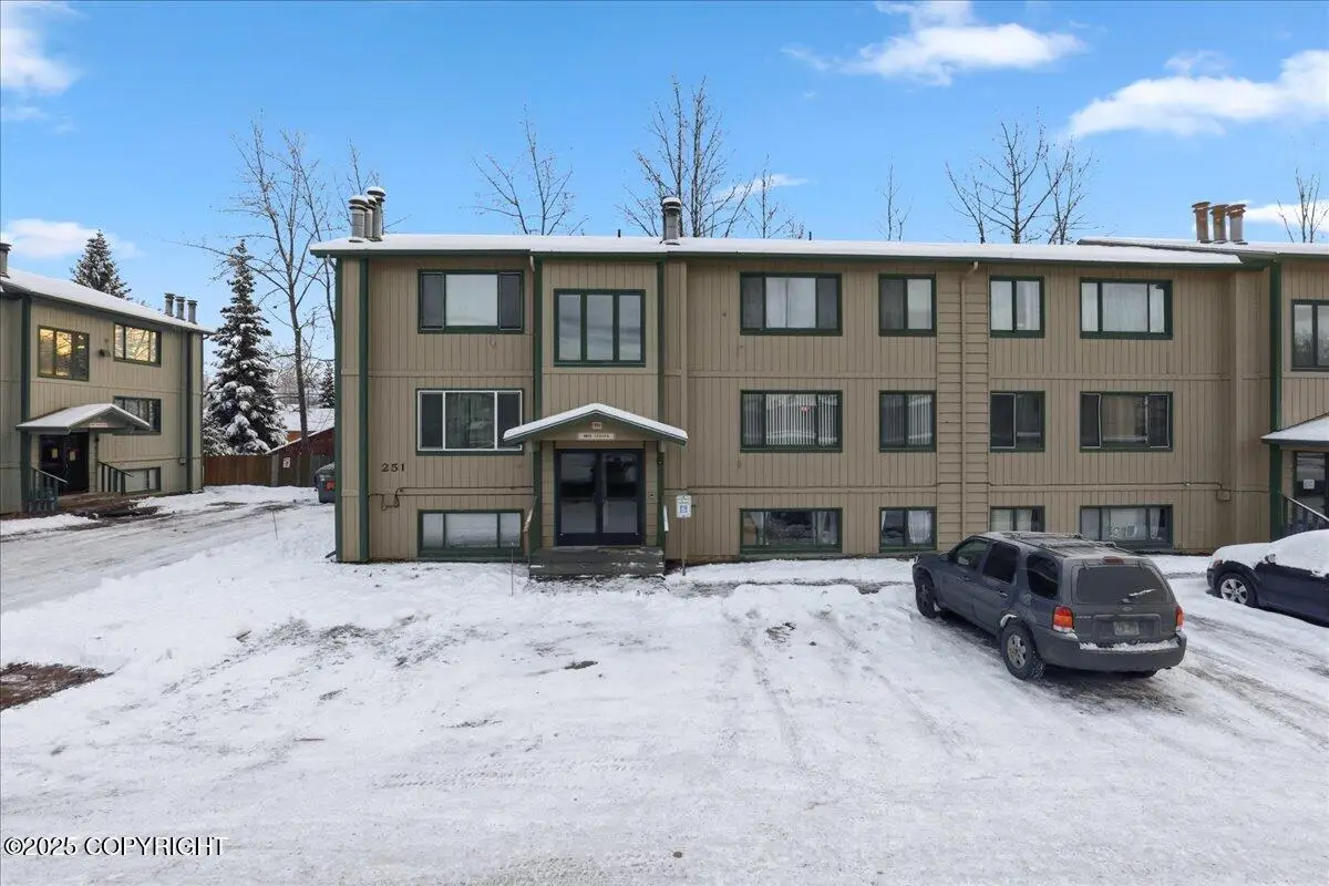 251 Mccarrey Street #V-1A, Anchorage, AK 99508 - Image #1