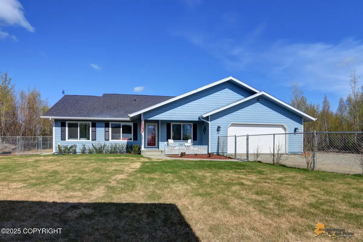 528 N Beaver Lake Road, Big Lake, AK 99652 - Image #1