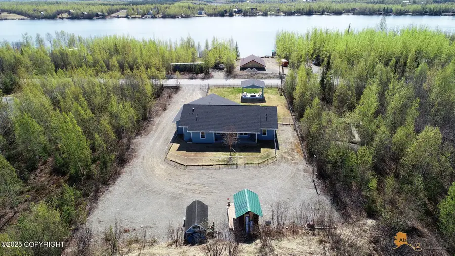528 N Beaver Lake Road, Big Lake, AK 99652 - Image #2