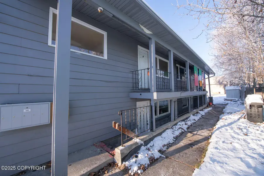 935 E 13th Avenue, Anchorage, AK 99501 - Image #2