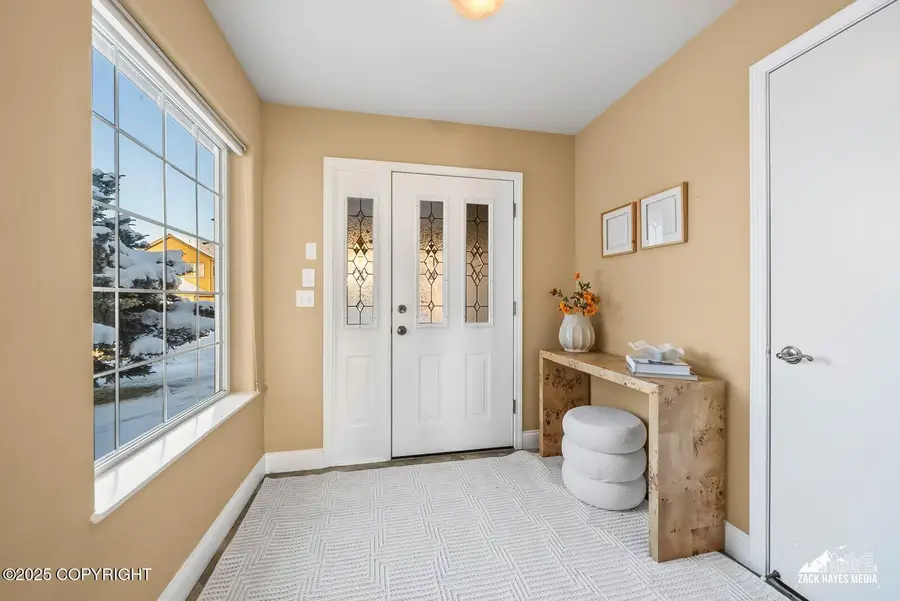 2534 Ridge Pointe Drive, Anchorage, AK 99515 - Image #3