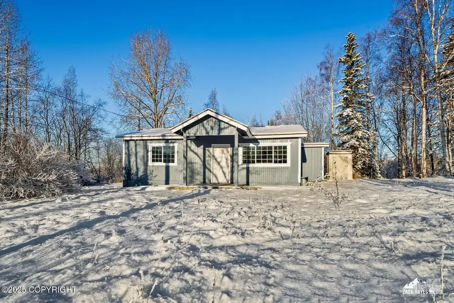 22179 Birchwood Loop Road, Chugiak, AK 99567 - Image #3