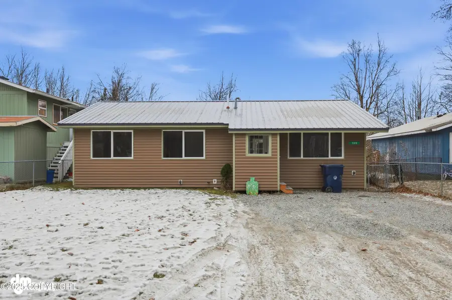 136 E Beaver Avenue, Palmer, AK 99645 - Image #2