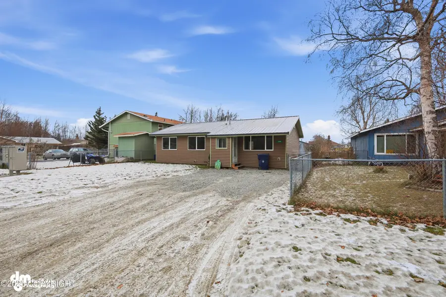 136 E Beaver Avenue, Palmer, AK 99645 - Image #3