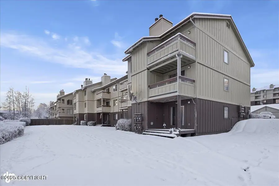 5632 E 40th #201, Anchorage, AK 99504 - Image #2