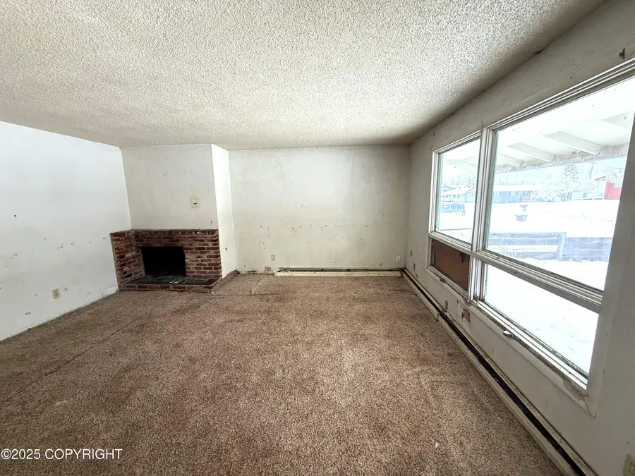 6124 E 21st Avenue, Anchorage, AK 99504 - Image #2