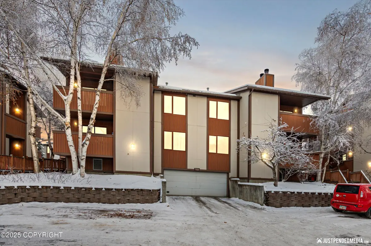 7321 Huntsmen Circle #21H, Anchorage, AK 99518 - Image #1