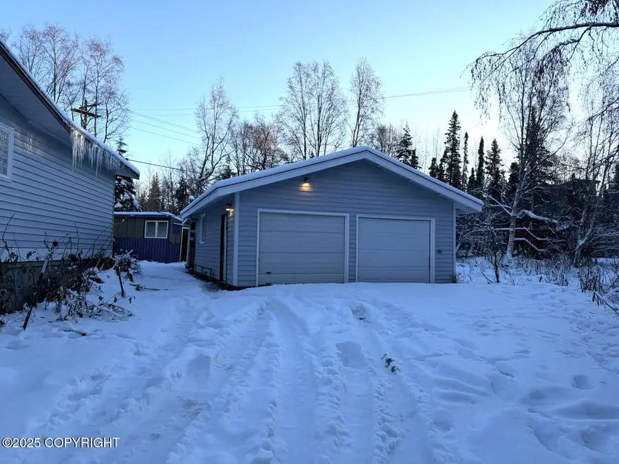 5710 Whispering Spruce Drive, Anchorage, AK 99516 - Image #3