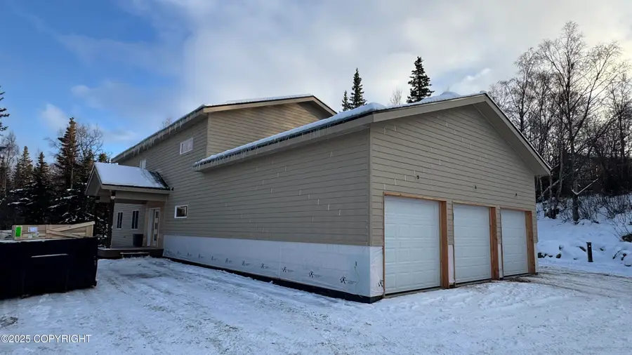 10581 Hillside Drive, Anchorage, AK 99507 - Image #2