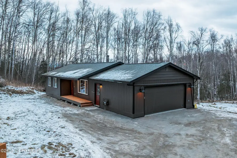 5740 W Birch Harbor Drive, Wasilla, AK 99623 - Image #2