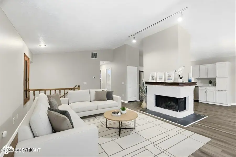 7201 Bulen Drive, Anchorage, AK 99507 - Image #2