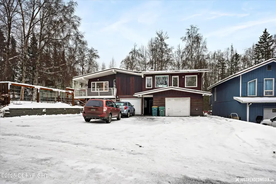 2502 W 34th Avenue, Anchorage, AK 99517 - Image #2