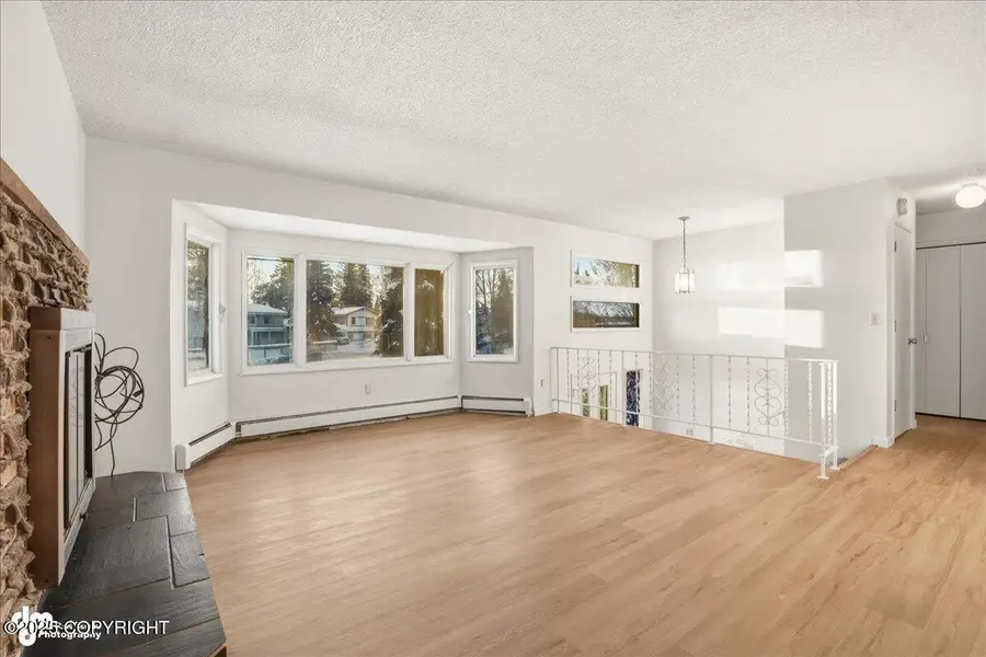 5251 Little Tree Street, Anchorage, AK 99507 - Image #2