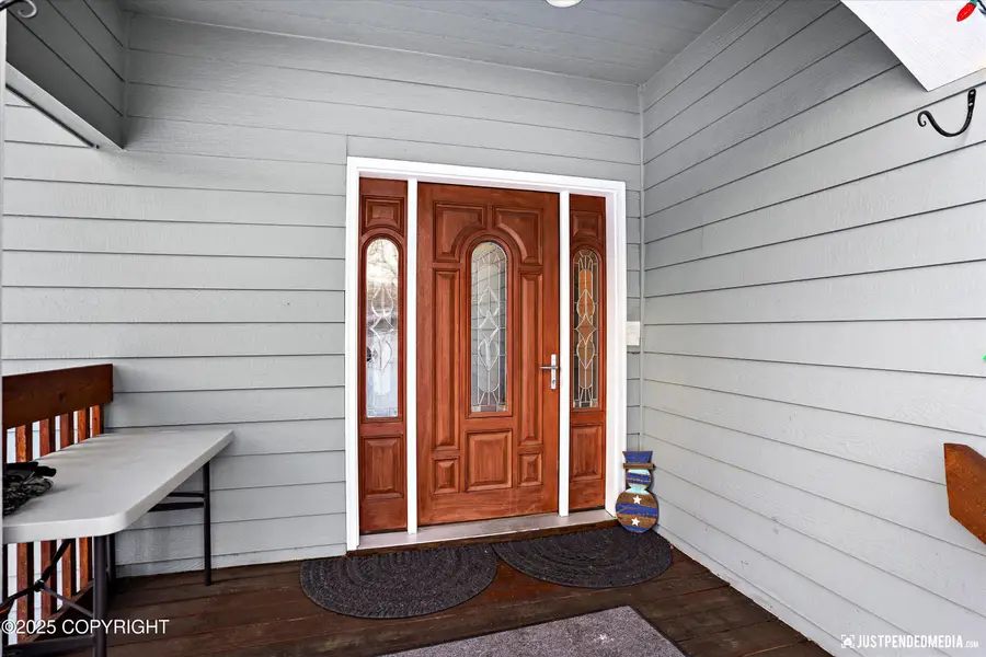 8540 Solar Drive, Anchorage, AK 99507 - Image #2