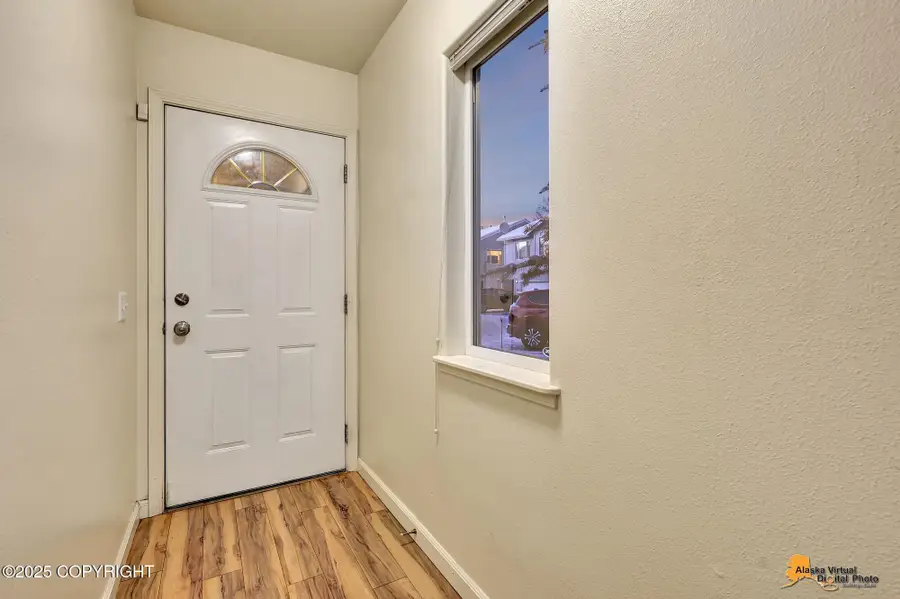 6229 Laurel Street, Anchorage, AK 99507 - Image #3