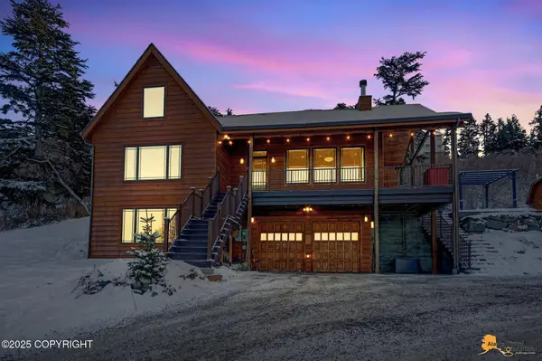 17721 Mountainside Village Drive, Anchorage, AK 99516