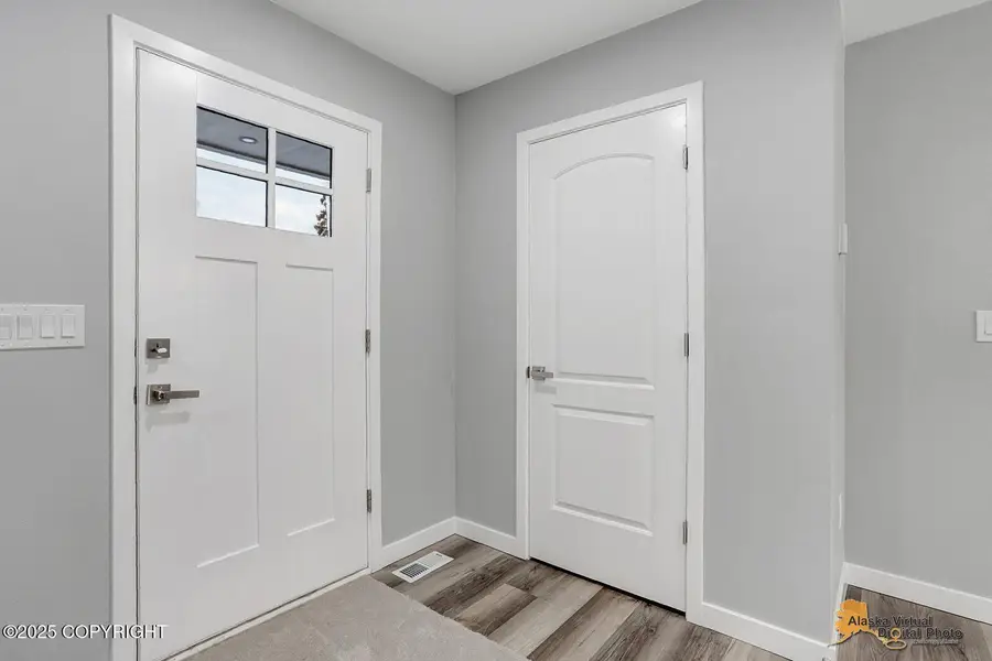 8201 W Teal Circle, Wasilla, AK 99623 - Image #3