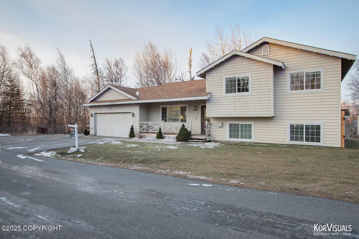 8501 E Empire Circle, Palmer, AK 99645 - Image #1