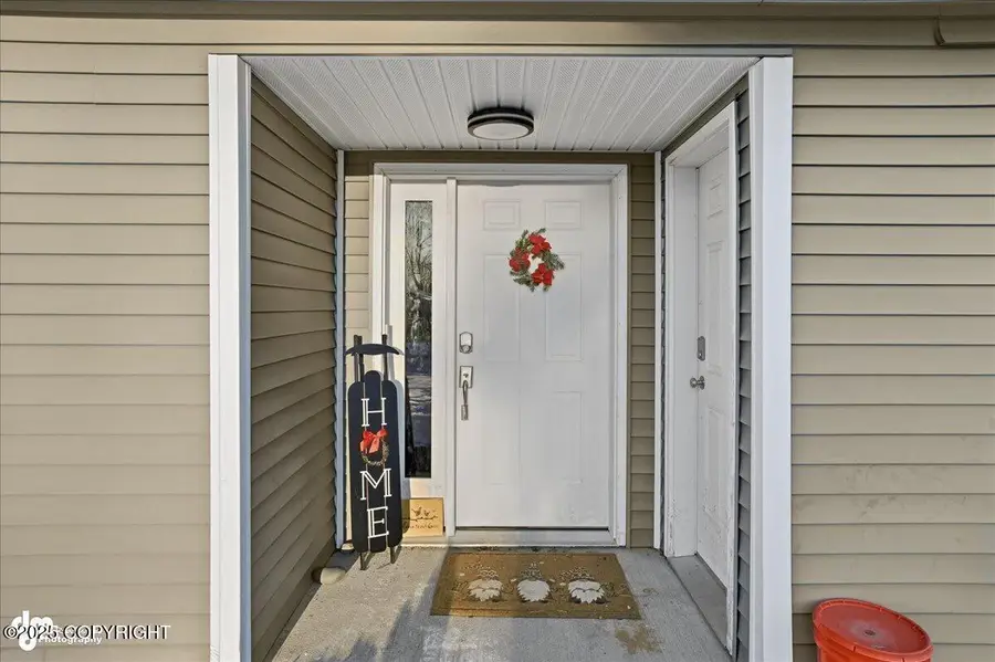 256 S Legacy Loop, Soldotna, AK 99669 - Image #3