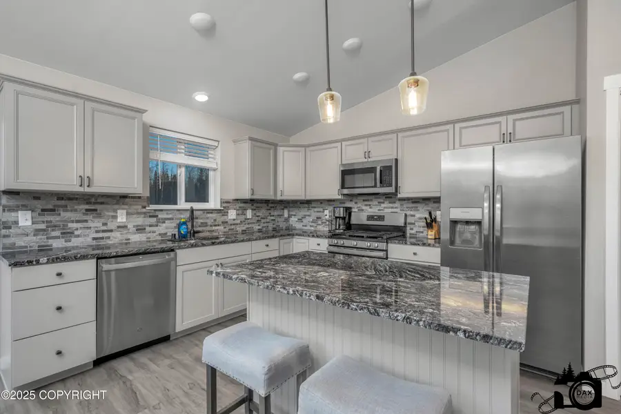 11378 W Birchwood Lane, Houston, AK 99623 - Image #2