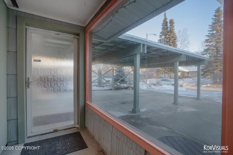 2540 Lord Baranof Drive, Anchorage, AK 99517 - Image #3