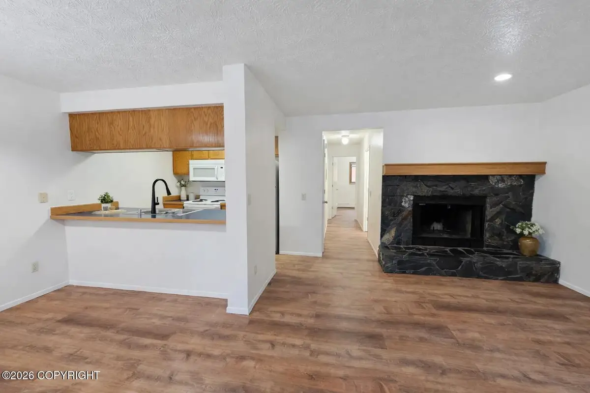 9610 Morningside Loop #B1, Anchorage, AK 99515 - Image #1