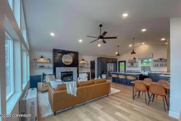 1060 Eric Lane, Homer, AK 99603