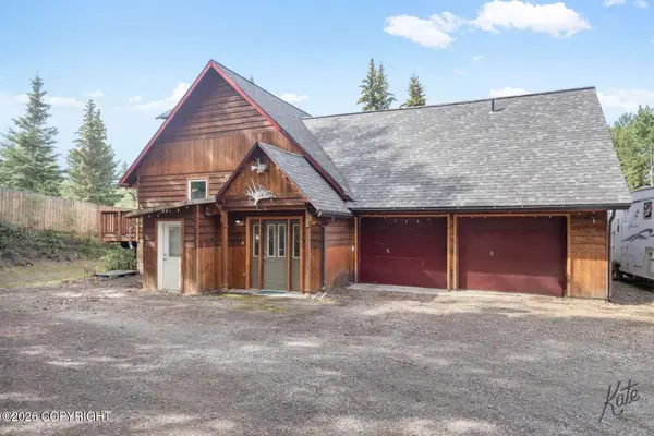 119 Kniffen Road, Fairbanks, AK 99712