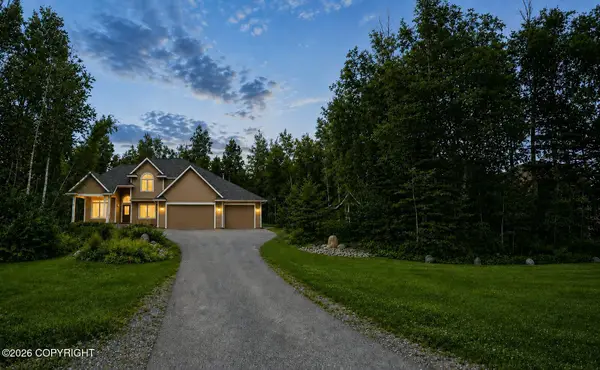 8270 E Splendid View Drive, Palmer, AK 99645