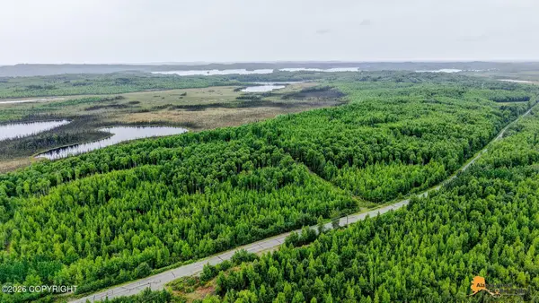 18306 W Lakes Boulevard, Big Lake, AK 99652