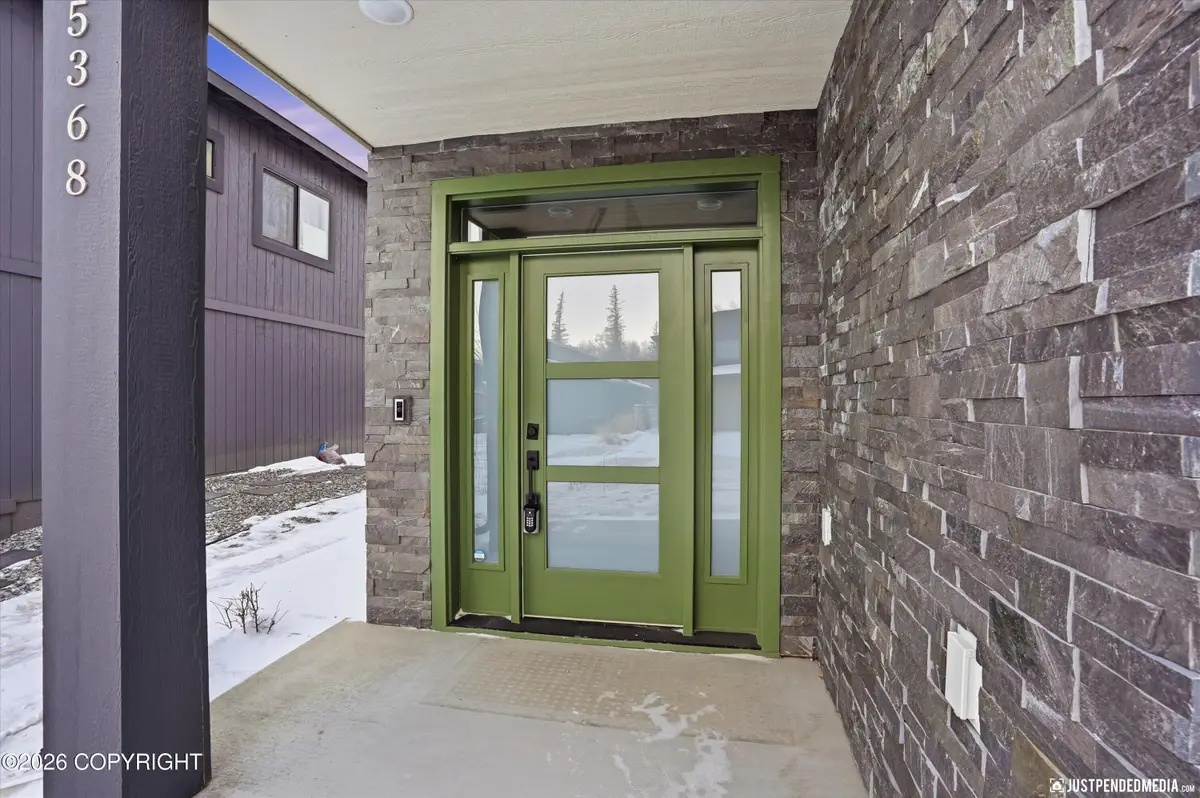 5368 Sandhill Loop, Anchorage, AK 99502 - Image #1