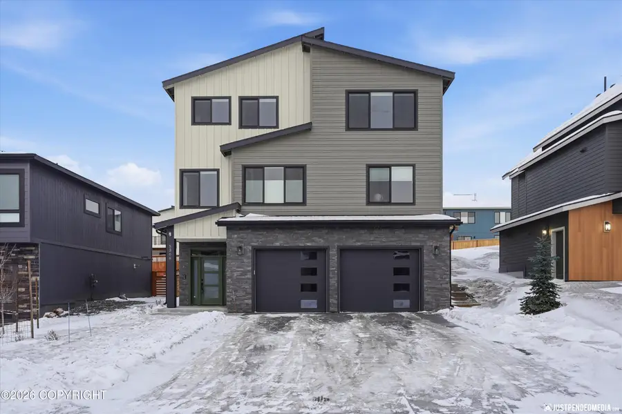 5368 Sandhill Loop, Anchorage, AK 99502 - Image #2
