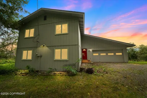 30828 Sagwon Avenue, Eagle River, AK 99577