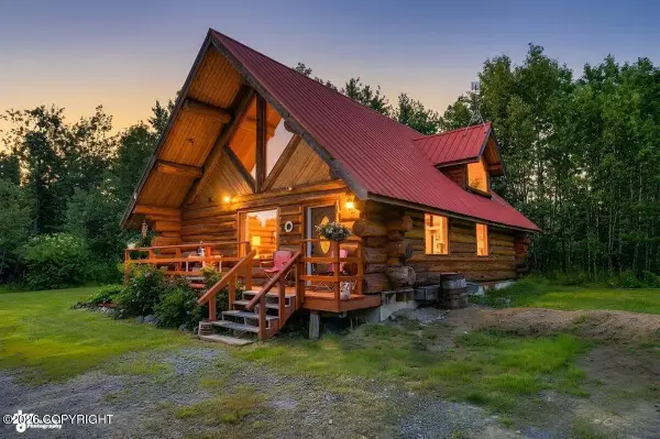 32420 Kingfisher Place, Anchor Point, AK 99556