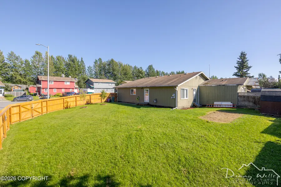 10050 Thimble Berry Drive, Anchorage, AK 99515 - #2