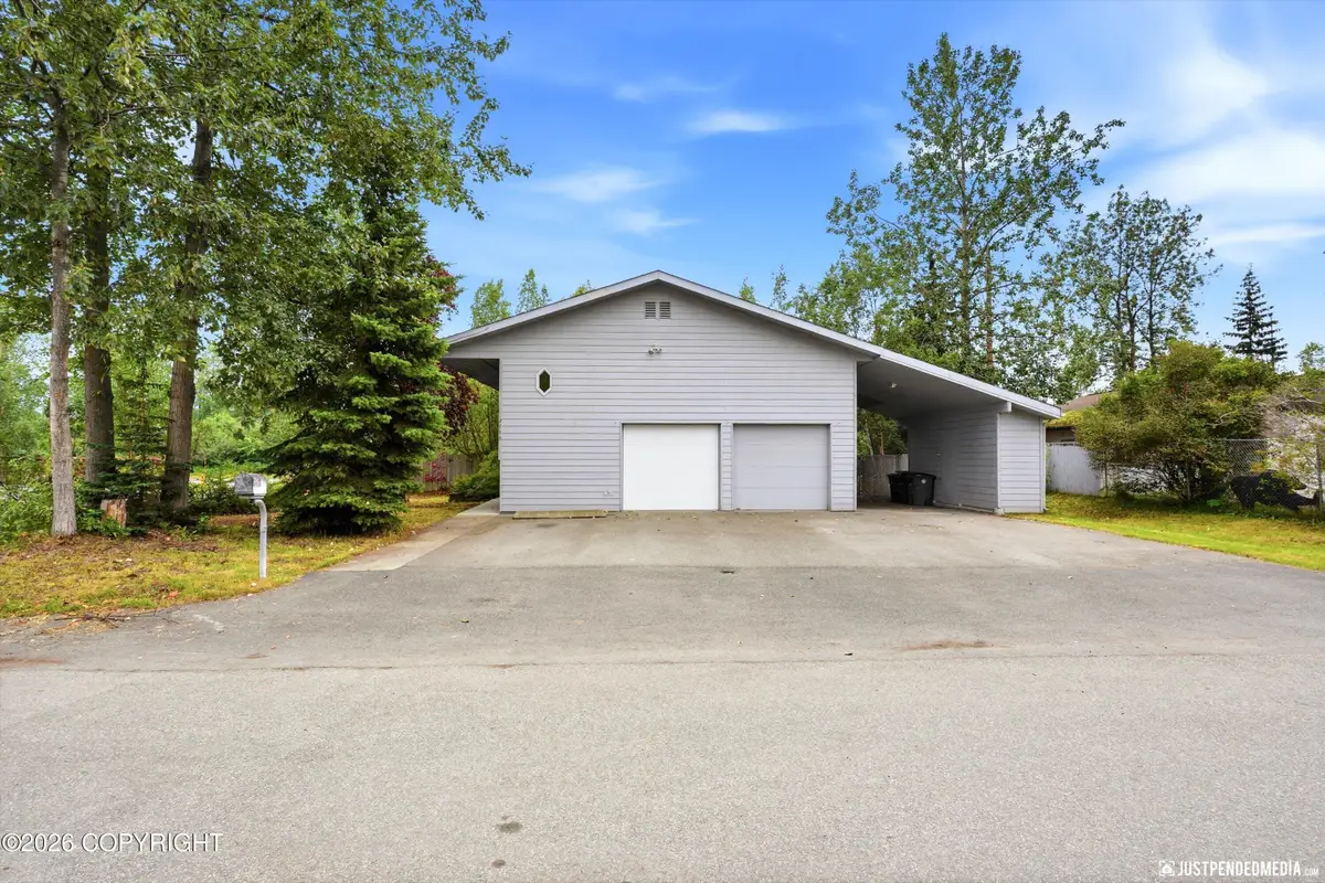 2730 Glacier Street, Anchorage, AK 99508 - #1