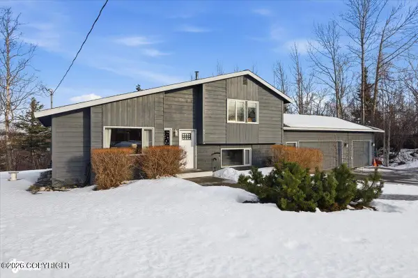 5711 E Bideford Boulevard, Palmer, AK 99645