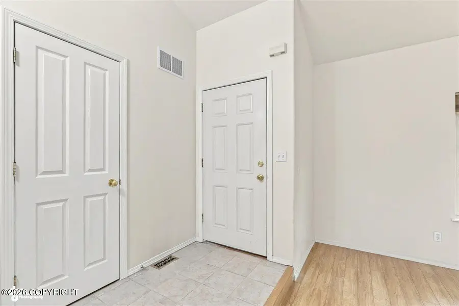 11970 Devonshire Circle, Anchorage, AK 99516 - #3