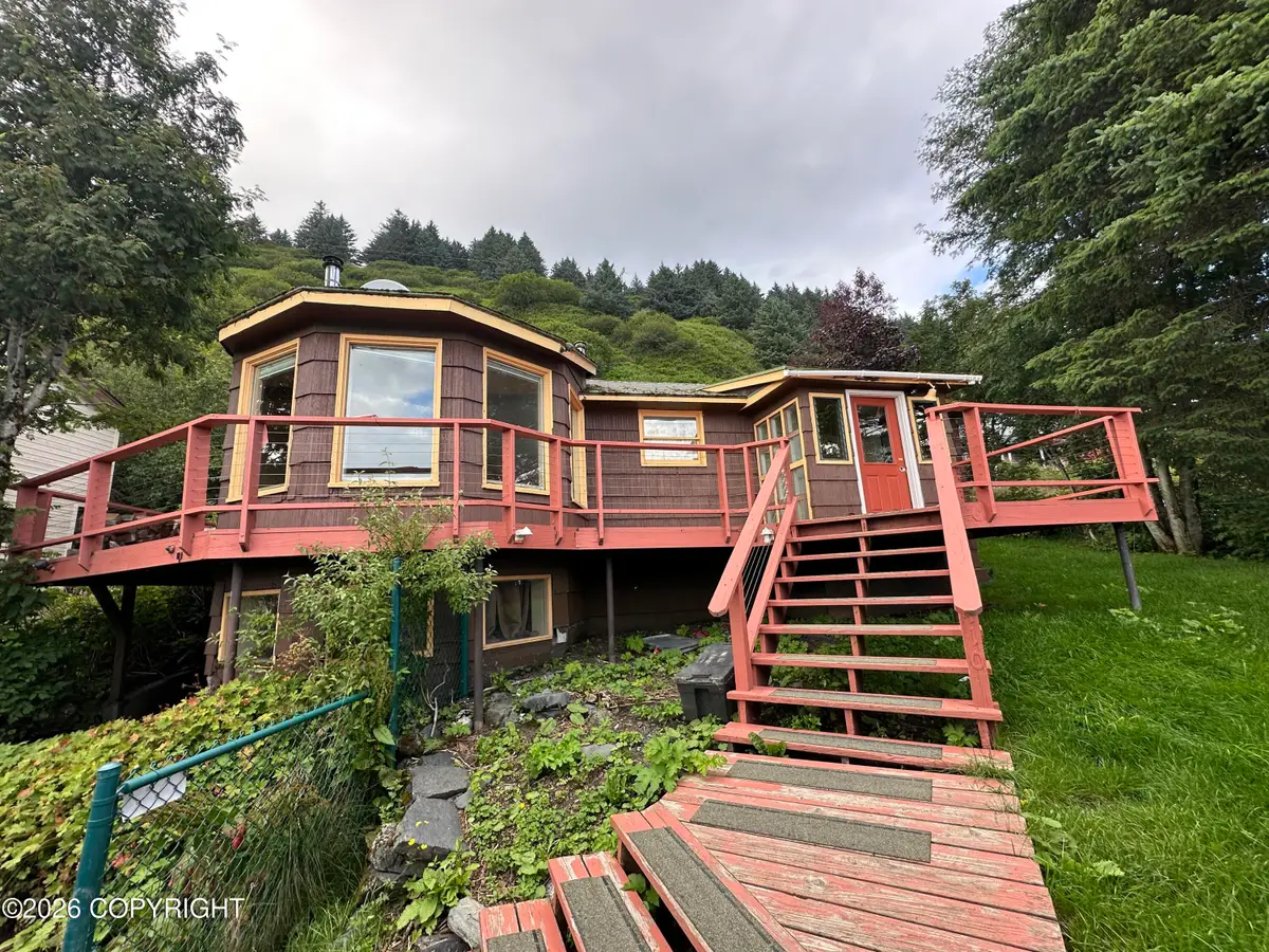 410 Cope Street, Kodiak, AK 99615 - #1