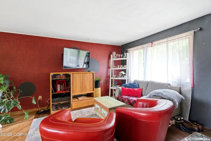5016 E 24th Avenue, Anchorage, AK 99508 - #3