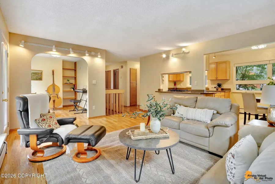 3336 Upland Drive, Anchorage, AK 99504 - #2
