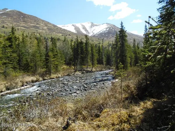 L6 River Circle, Eagle River, AK 99577