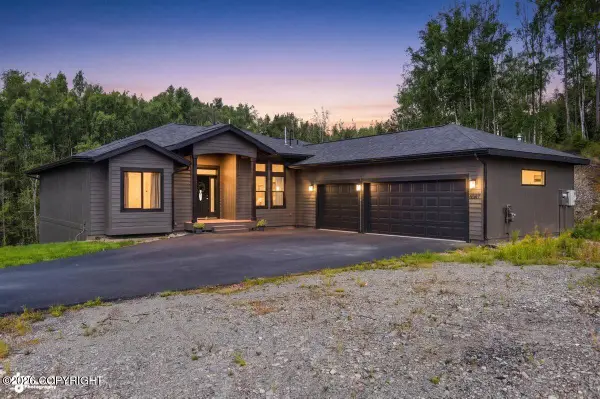 6047 E Sun Crest Drive, Wasilla, AK 99654