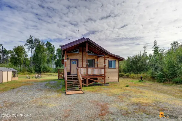 14617 N Crystal Lake Road, Willow, AK 99688