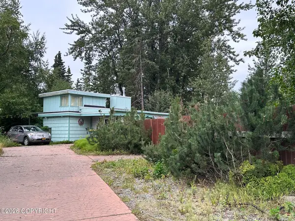 2003 W 36th Avenue, Anchorage, AK 99517