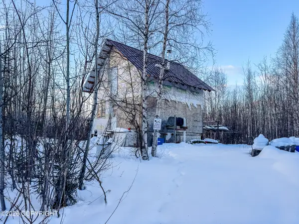 621 S Parsons Street, Big Lake, AK 99623