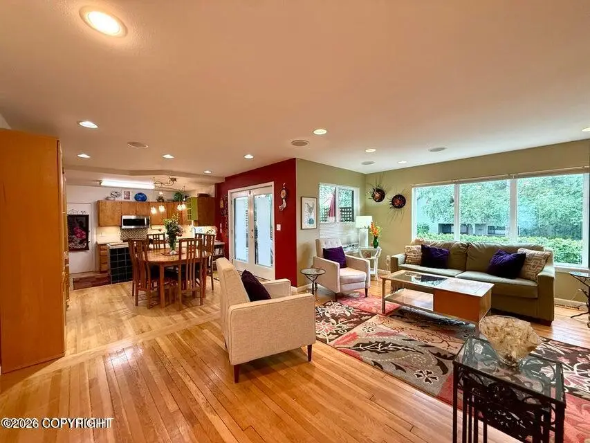 543 W 12th Avenue, Anchorage, AK 99501 - #2